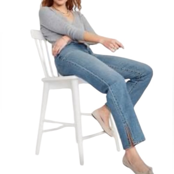 Old Navy High Rise Loose Side Slit Jean in size 8, no flaws - Picture 3 of 13